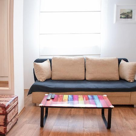 Twin-Magnolias Condo With Garden, Parking & Ev Station ザグレブ エクステリア 写真