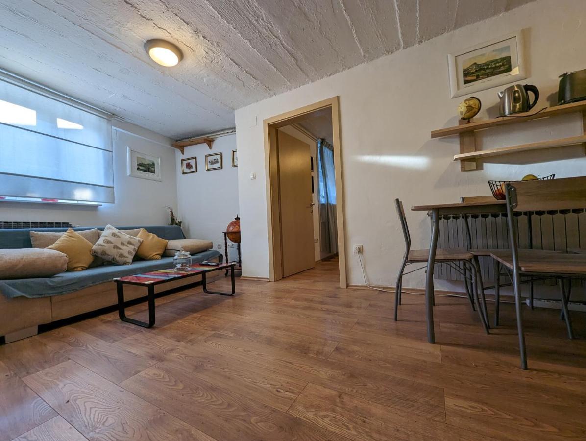 Twin-Magnolias Condo With Garden, Parking & Ev Station ザグレブ エクステリア 写真