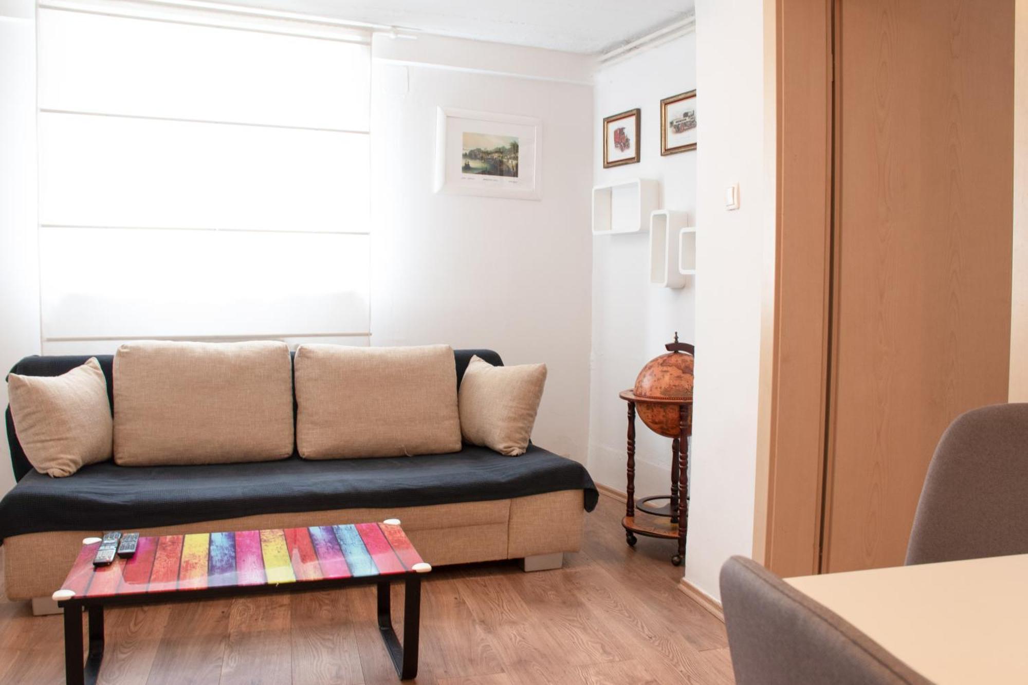 Twin-Magnolias Condo With Garden, Parking & Ev Station ザグレブ エクステリア 写真