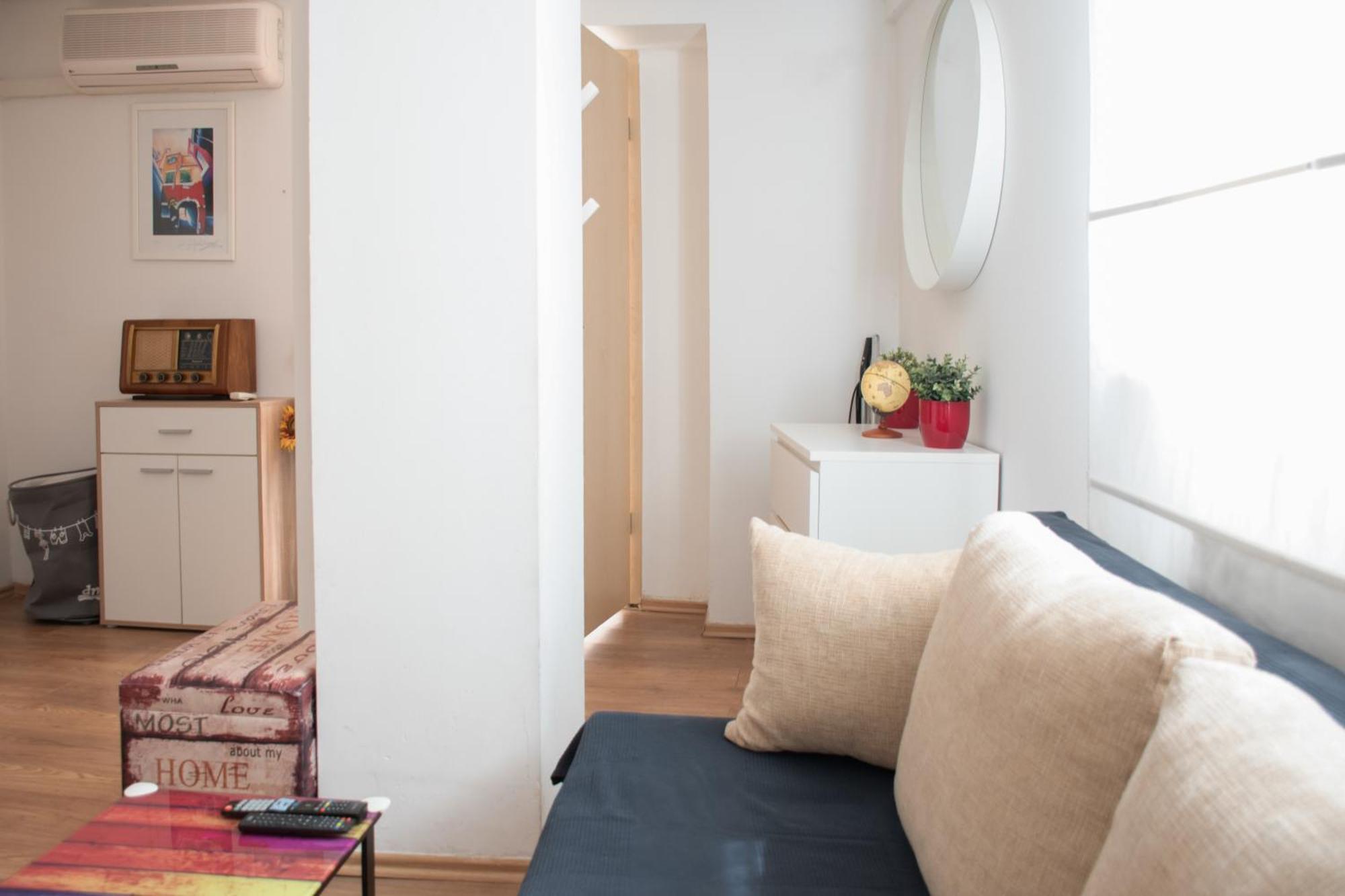 Twin-Magnolias Condo With Garden, Parking & Ev Station ザグレブ エクステリア 写真